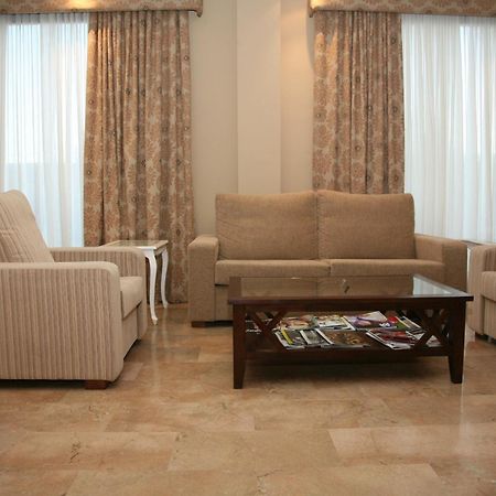 Hotel Torre Del Oro Ла-Ринконада Экстерьер фото